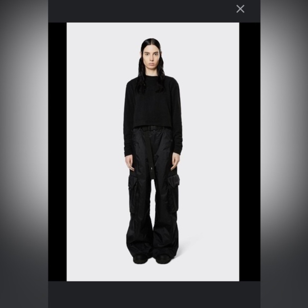 Rains Classic Black Fleece sweatshirt
